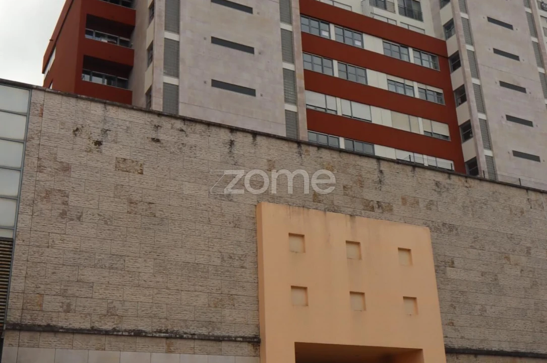 Apartamento T2 para Arrendamento em Olivais Foto 19