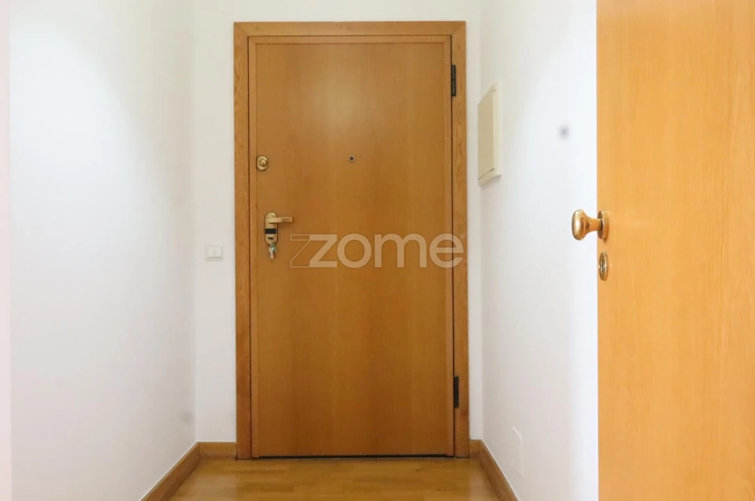 Apartamento T2 para Arrendamento em Olivais Foto 14