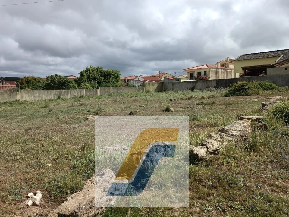 Terreno para Venda em São Bartolomeu dos Galegos e Moledo Foto 6