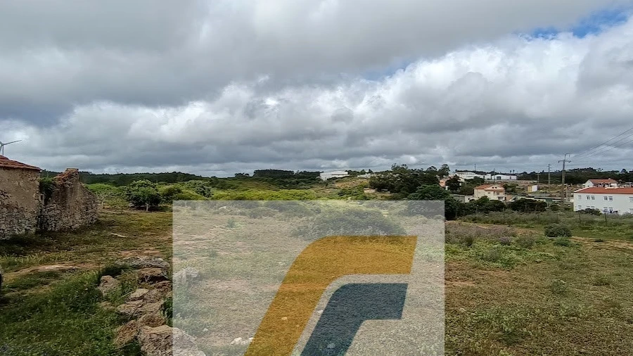 Terreno para Venda em São Bartolomeu dos Galegos e Moledo