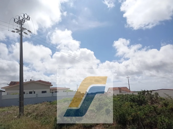 Terreno para Venda em São Bartolomeu dos Galegos e Moledo Foto 13