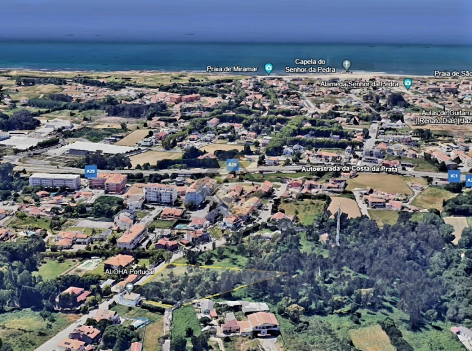 Terreno para Venda em Arcozelo Foto 11