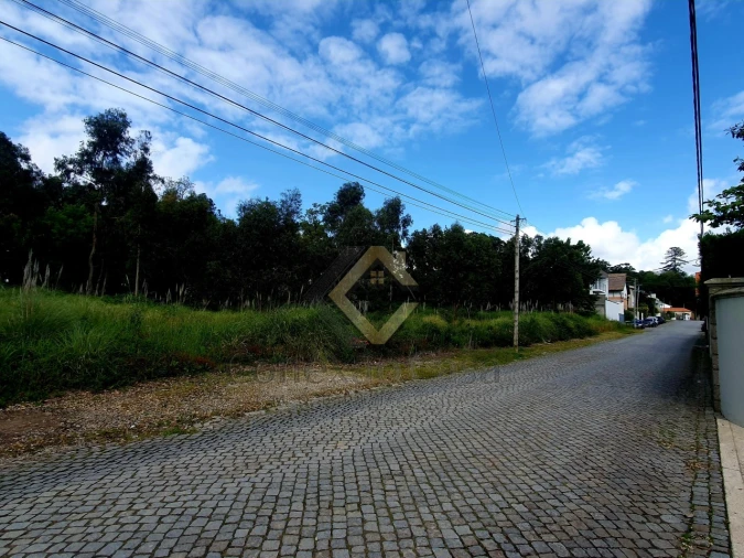 Terreno para Venda em Arcozelo Foto 6