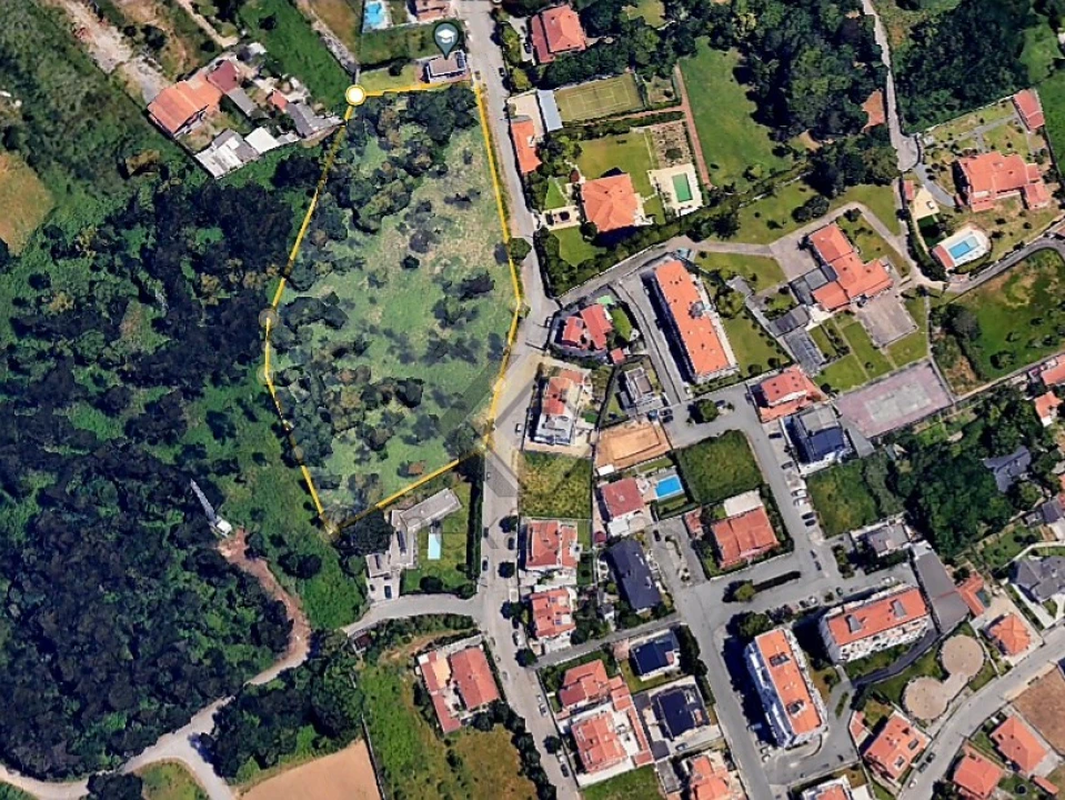 Terreno para Venda em Arcozelo Foto 14