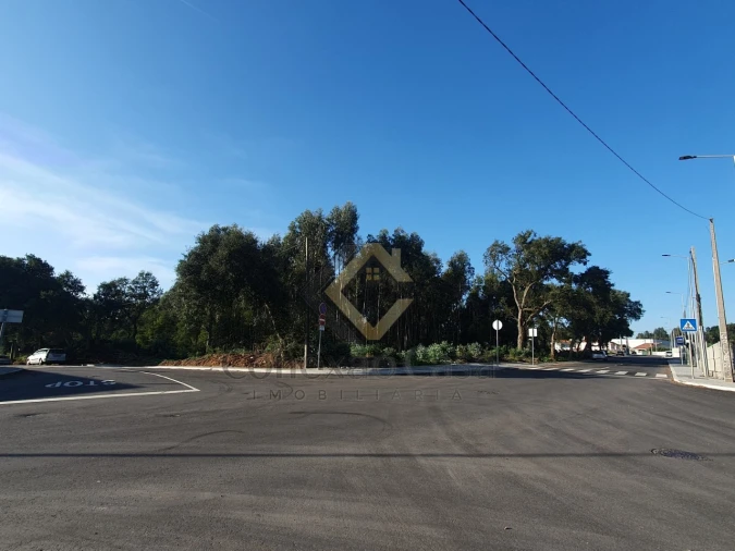 Terreno para Venda em Arcozelo Foto 5