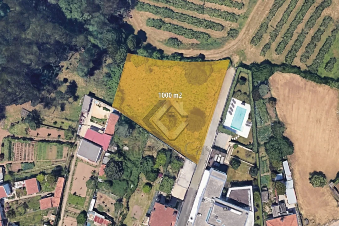 Terreno para Venda em Vilar de Andorinho Foto 2