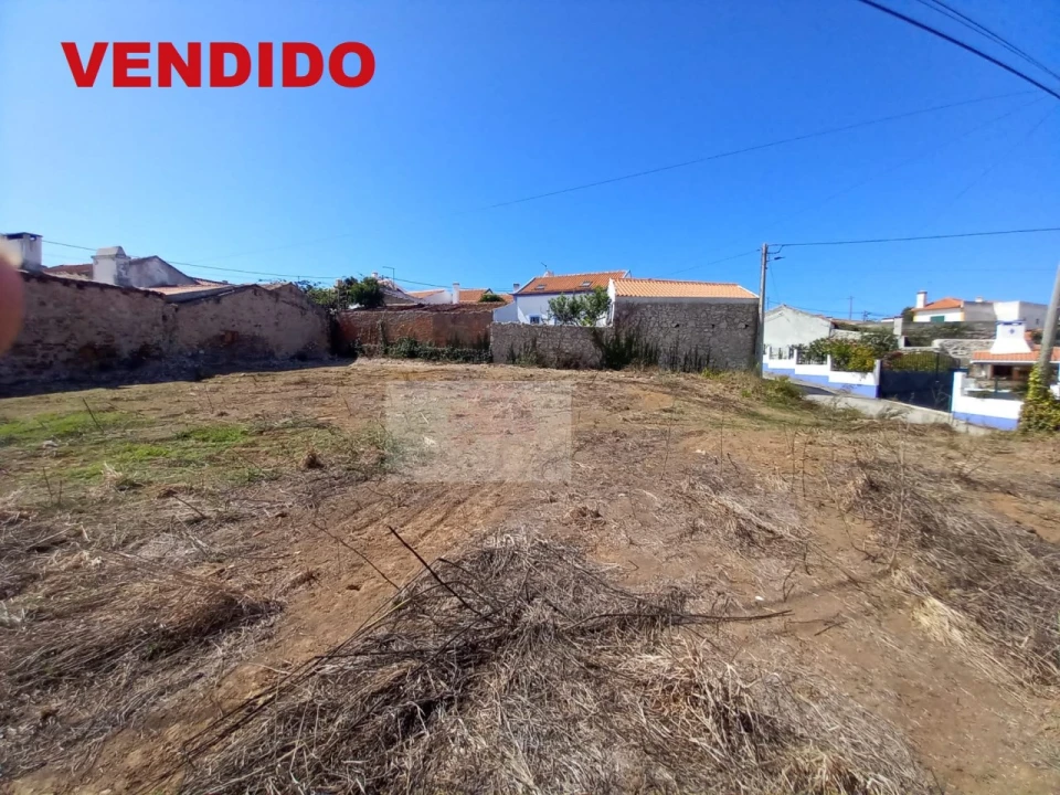 Terreno para Venda em Caldas da Rainha - Santo Onofre e Serra do Bouro Foto 1