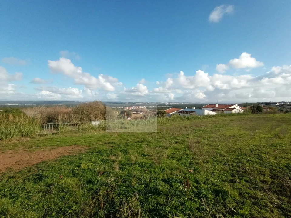 Terreno para Venda em Caldas da Rainha - Santo Onofre e Serra do Bouro Foto 2
