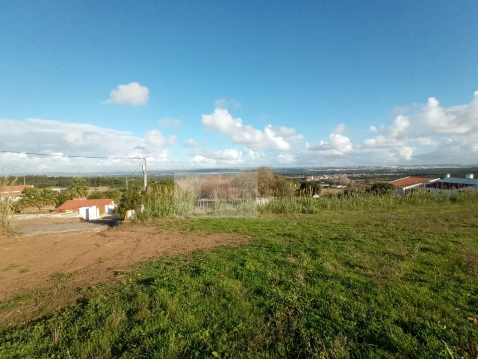 Terreno para Venda em Caldas da Rainha - Santo Onofre e Serra do Bouro Foto 1