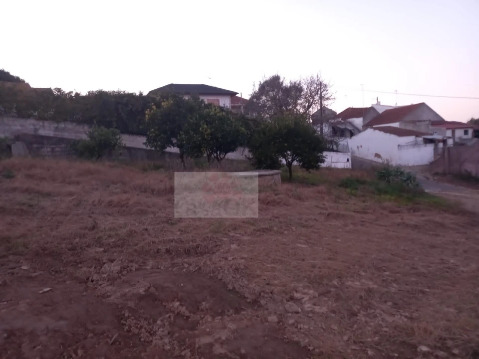 Terreno para Venda em Salir de Matos Foto 1