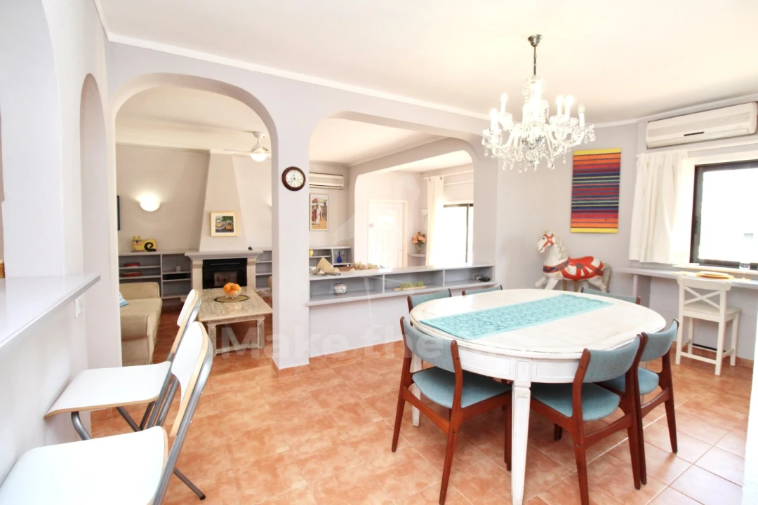 Moradia T3 para Venda em Pechão Foto 10