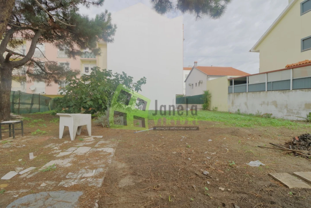 Terreno para Venda em Quinta do Conde Foto 2