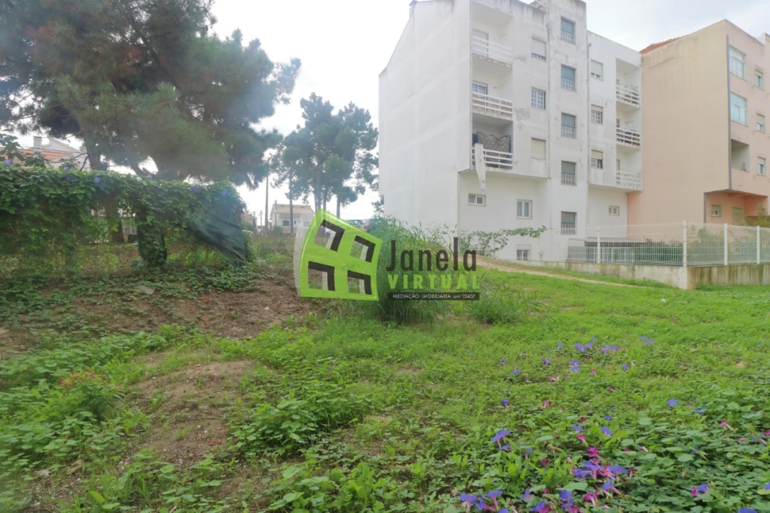 Terreno para Venda em Quinta do Conde Foto 2