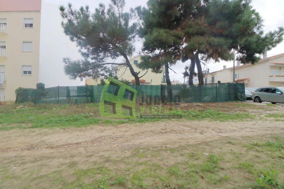 Terreno para Venda em Quinta do Conde Foto 4