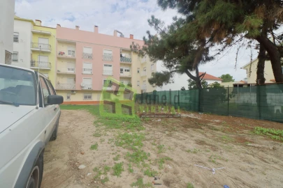 Terreno para Venda em Quinta do Conde