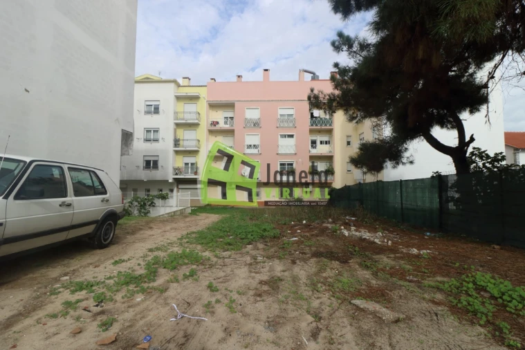 Terreno para Venda em Quinta do Conde Foto 5