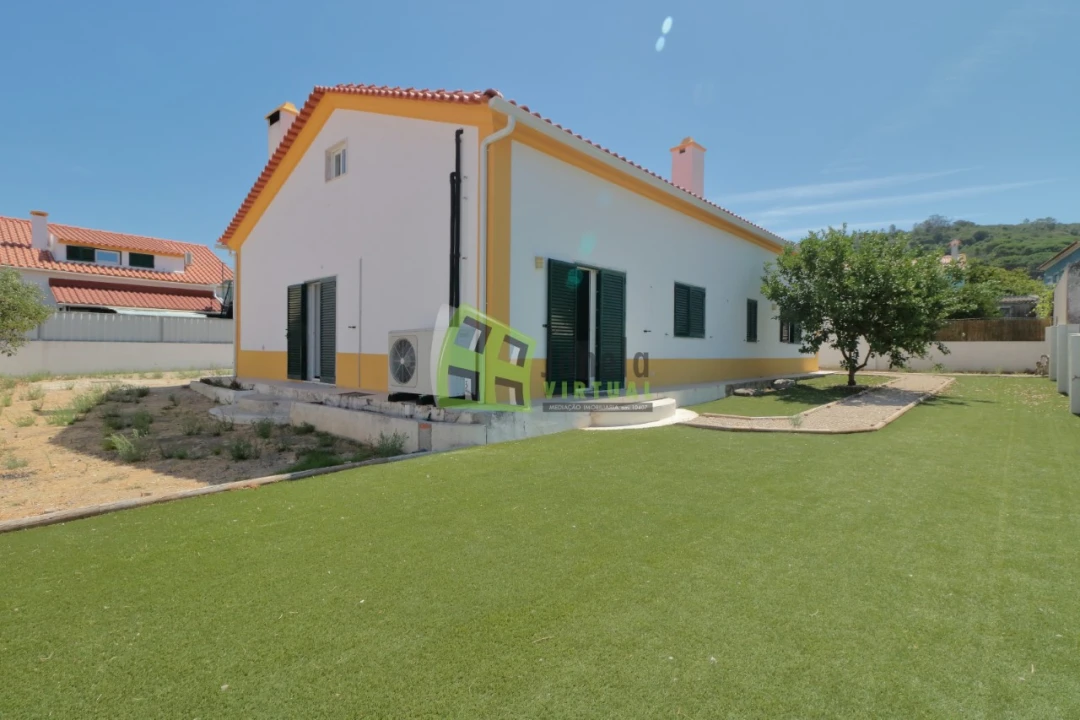 Moradia T4 para Venda em Quinta do Anjo Foto 2