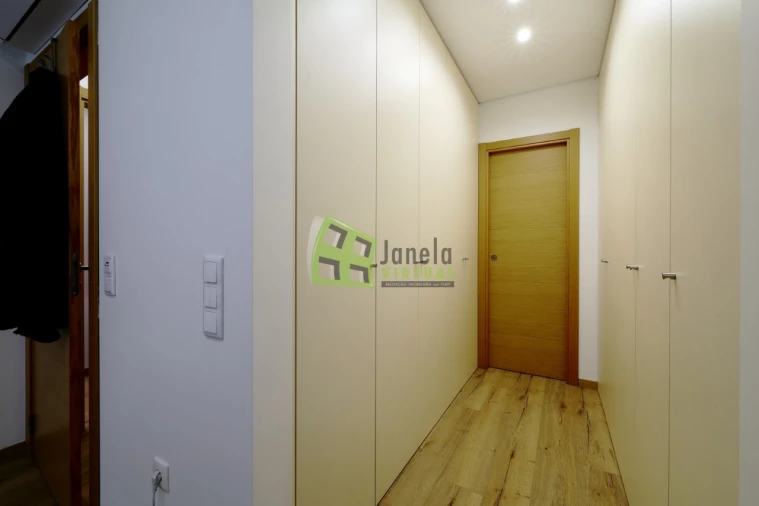 Moradia T4 para Venda em Alhos Vedros Foto 6