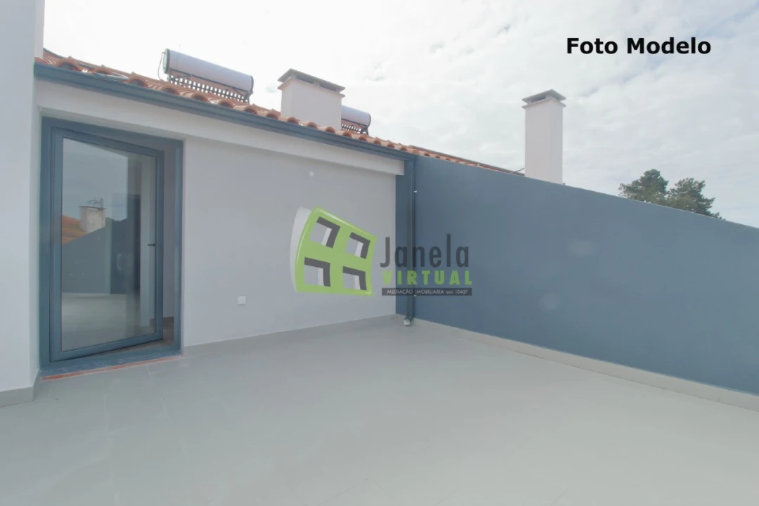 Moradia T3 para Venda em Quinta do Conde Foto 17