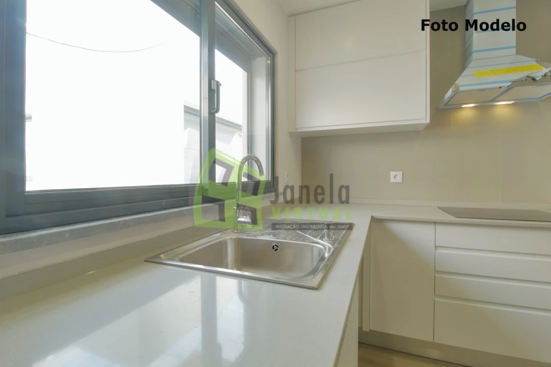Moradia T3 para Venda em Quinta do Conde Foto 21
