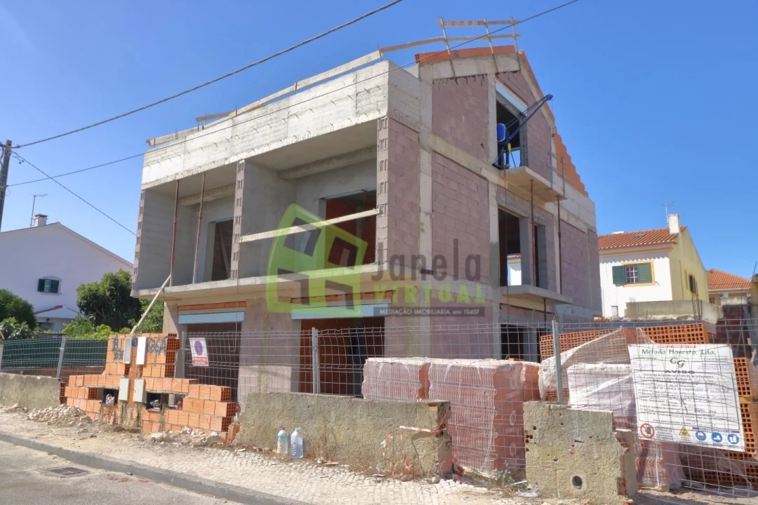 Moradia T3 para Venda em Quinta do Conde Foto 29