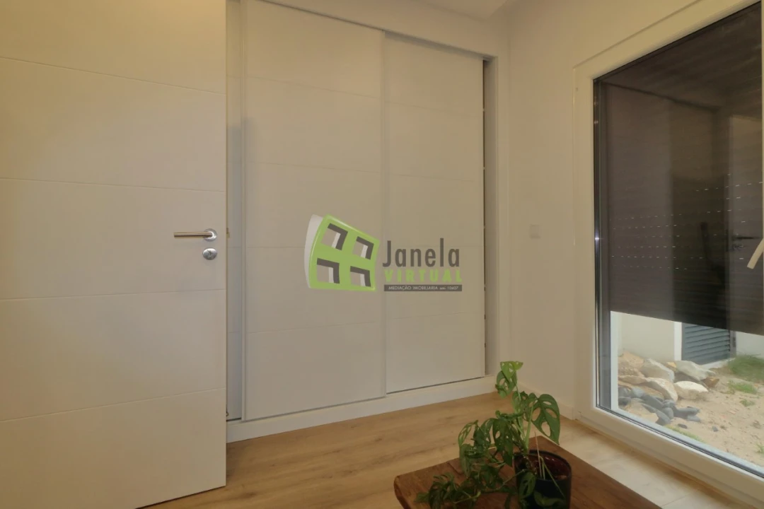 Moradia T3 para Venda em Fernao Ferro Foto 9