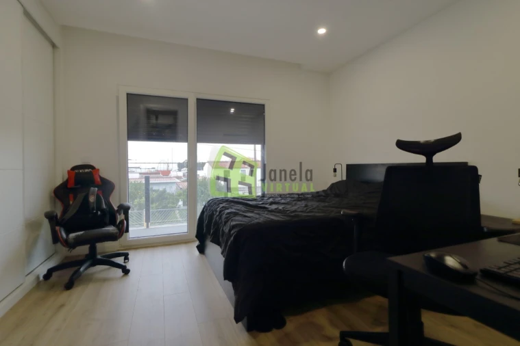 Moradia T3 para Venda em Fernao Ferro Foto 12