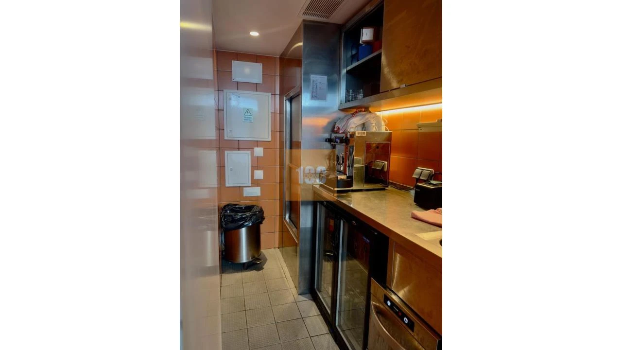 Negócio para Arrendamento em Cedofeita, Santo Ildefonso, Sé, Miragaia, São Nicolau e Vitória Foto 10