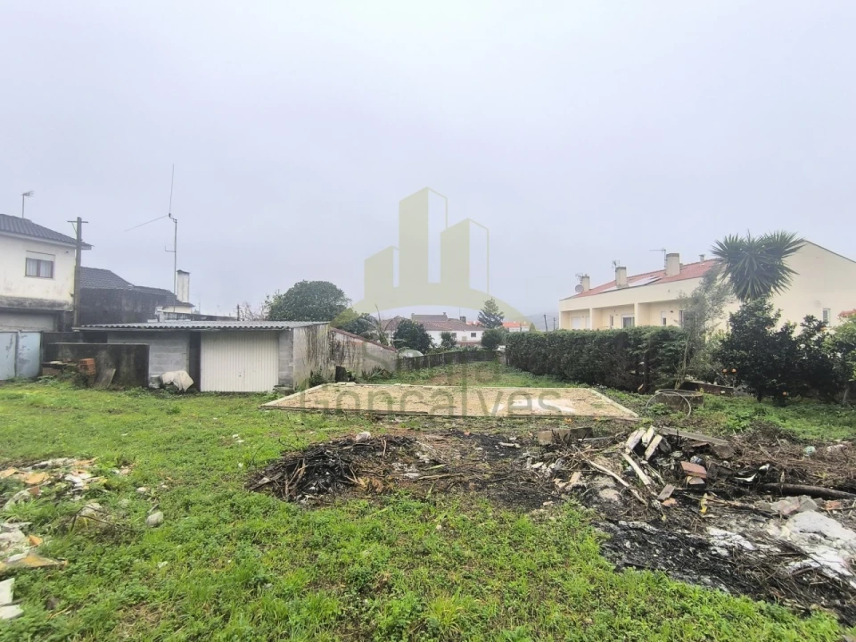 Terreno para Venda em Santa Marta de Portuzelo Foto 3