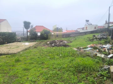 Terreno para Venda em Santa Marta de Portuzelo