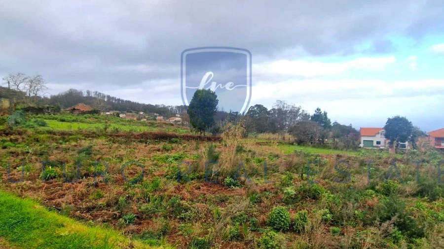 Terreno para Venda em Porto Moniz