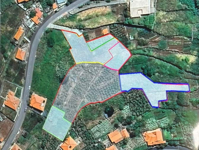 Terreno para Venda em Arco da Calheta Planta 1