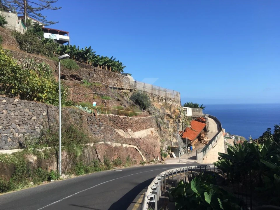 Terreno para Venda em Camara de Lobos Foto 18