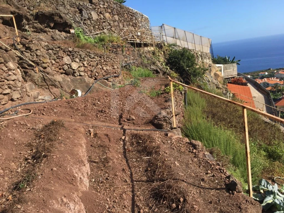 Terreno para Venda em Camara de Lobos Foto 7