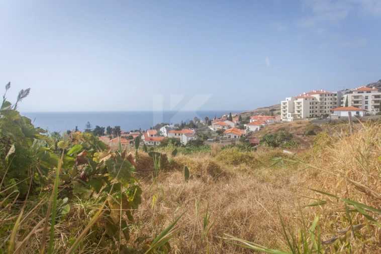 Terreno para Venda em Caniço Foto 2