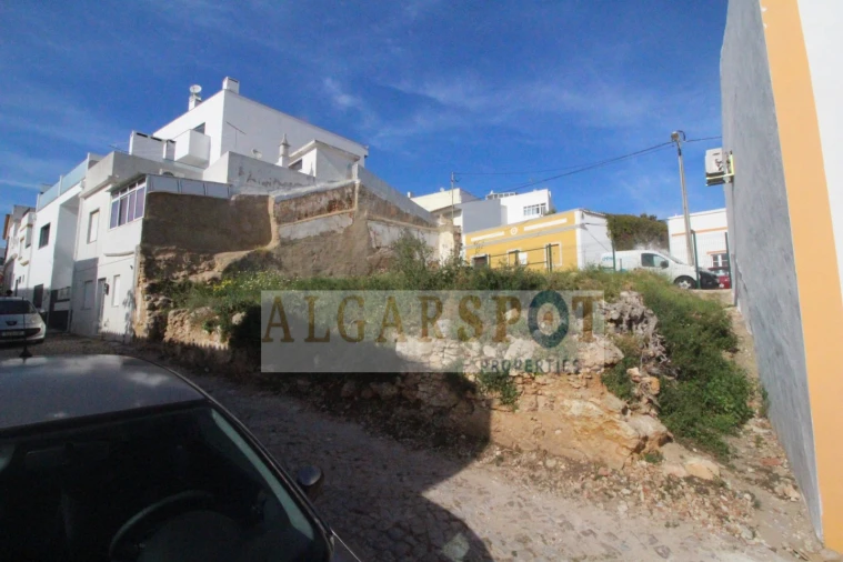 Terreno para Venda em Alcantarilha e Pêra Foto 1