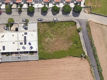 Terreno para Venda em Aradas