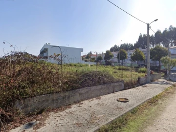 Terreno para Venda em Aradas