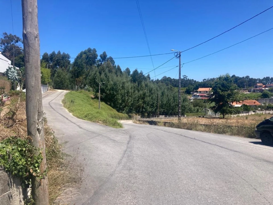 Terreno para Venda em Esgueira Foto 3