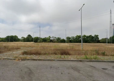 Terreno para Venda em Esgueira