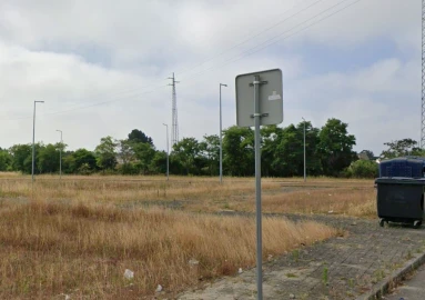 Terreno para Venda em Esgueira