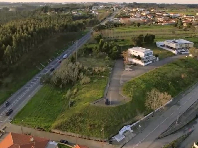 Terreno para Venda em Requeixo, Nossa Senhora de Fátima e Nariz Foto 2