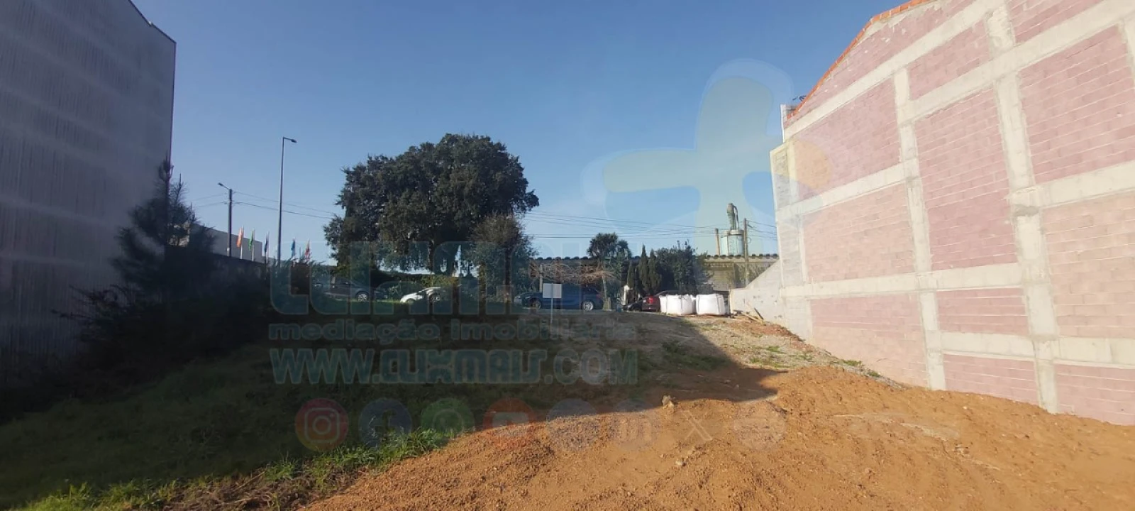 Terreno para Venda em Merelim (São Paio), Panoias e Parada de Tibães Foto 8