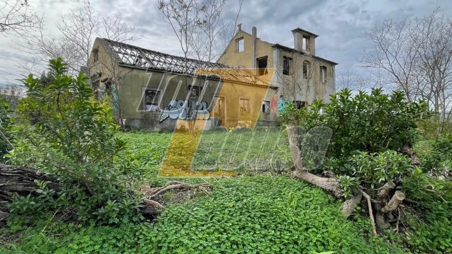Terreno para Venda em Seixal, Arrentela e Aldeia de Paio Pires