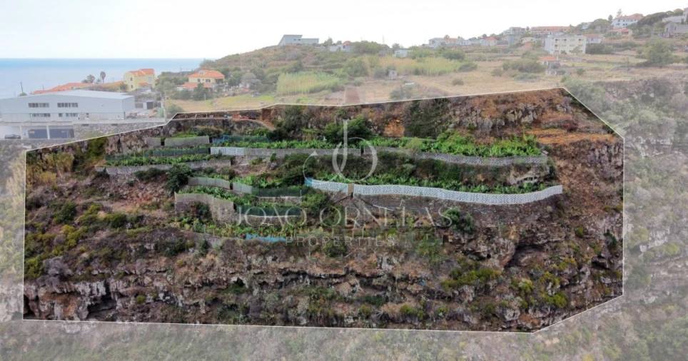 Terreno para Venda em Caniço Foto 2
