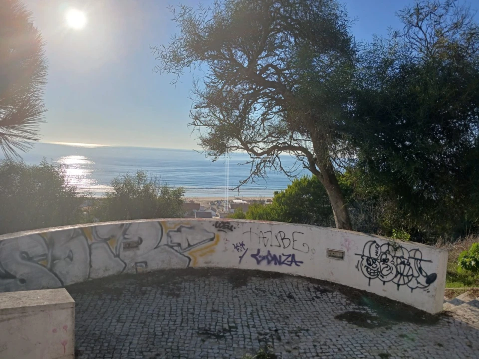 Terreno para Venda em Charneca de Caparica e Sobreda Foto 12