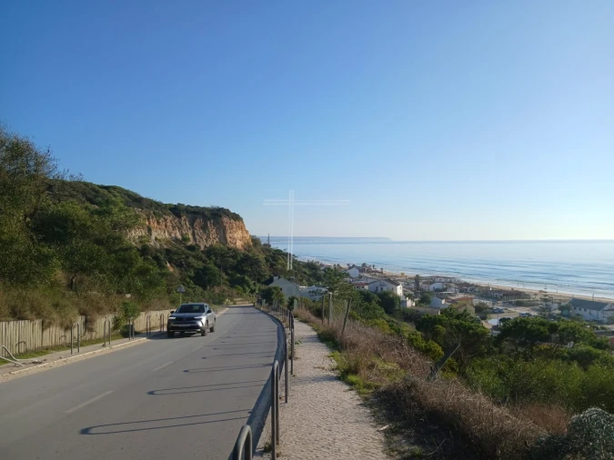Terreno para Venda em Charneca de Caparica e Sobreda Foto 11