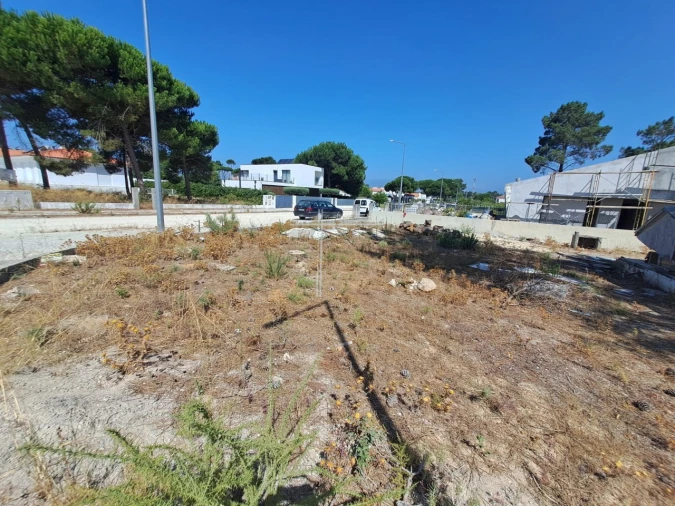 Terreno para Venda em Sesimbra (Castelo) Foto 3