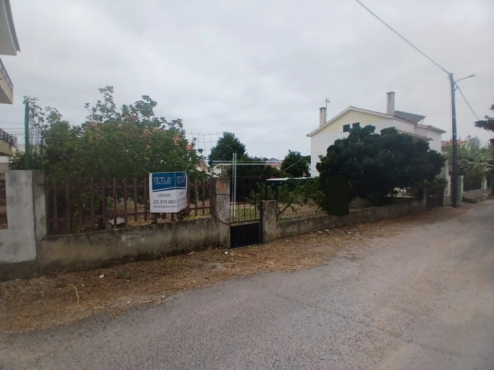 Terreno para Venda em Charneca de Caparica e Sobreda Foto 13