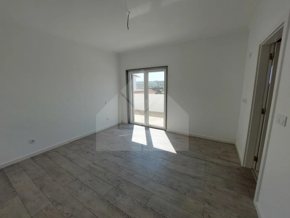 Apartamento T4 para Venda em Lourinhã e Atalaia Foto 10